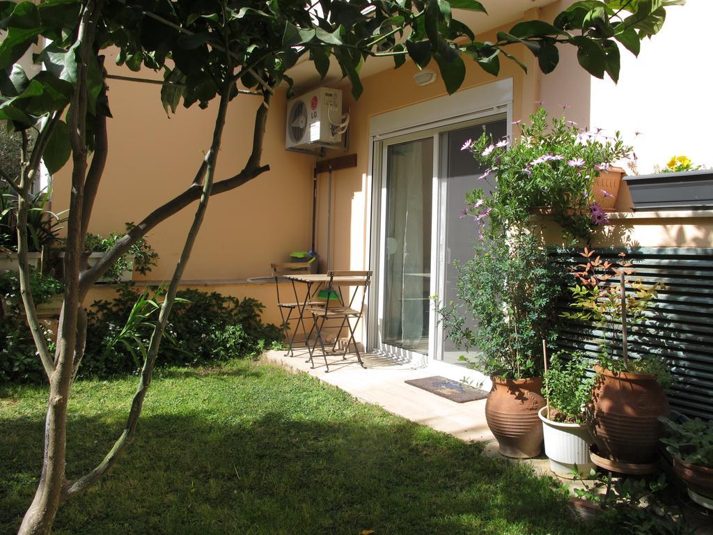 Athenian Apartment With Garden, Near Metro Station Chalandri Nu 3 Eksteriør bilde